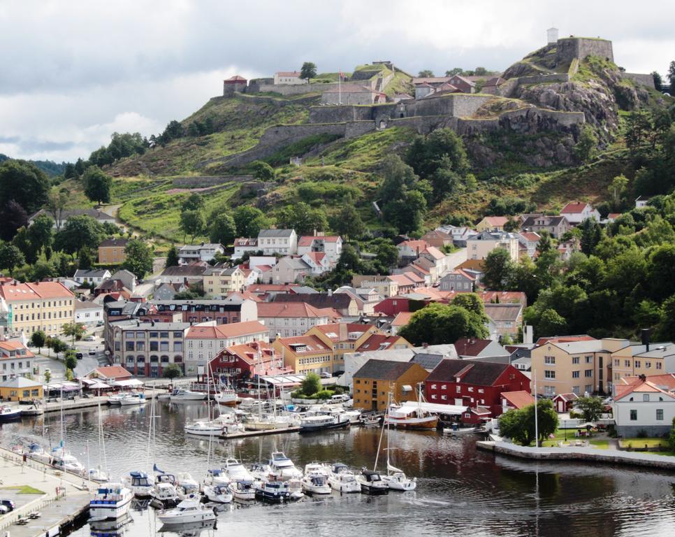 Home Hotel Park Halden Luaran gambar